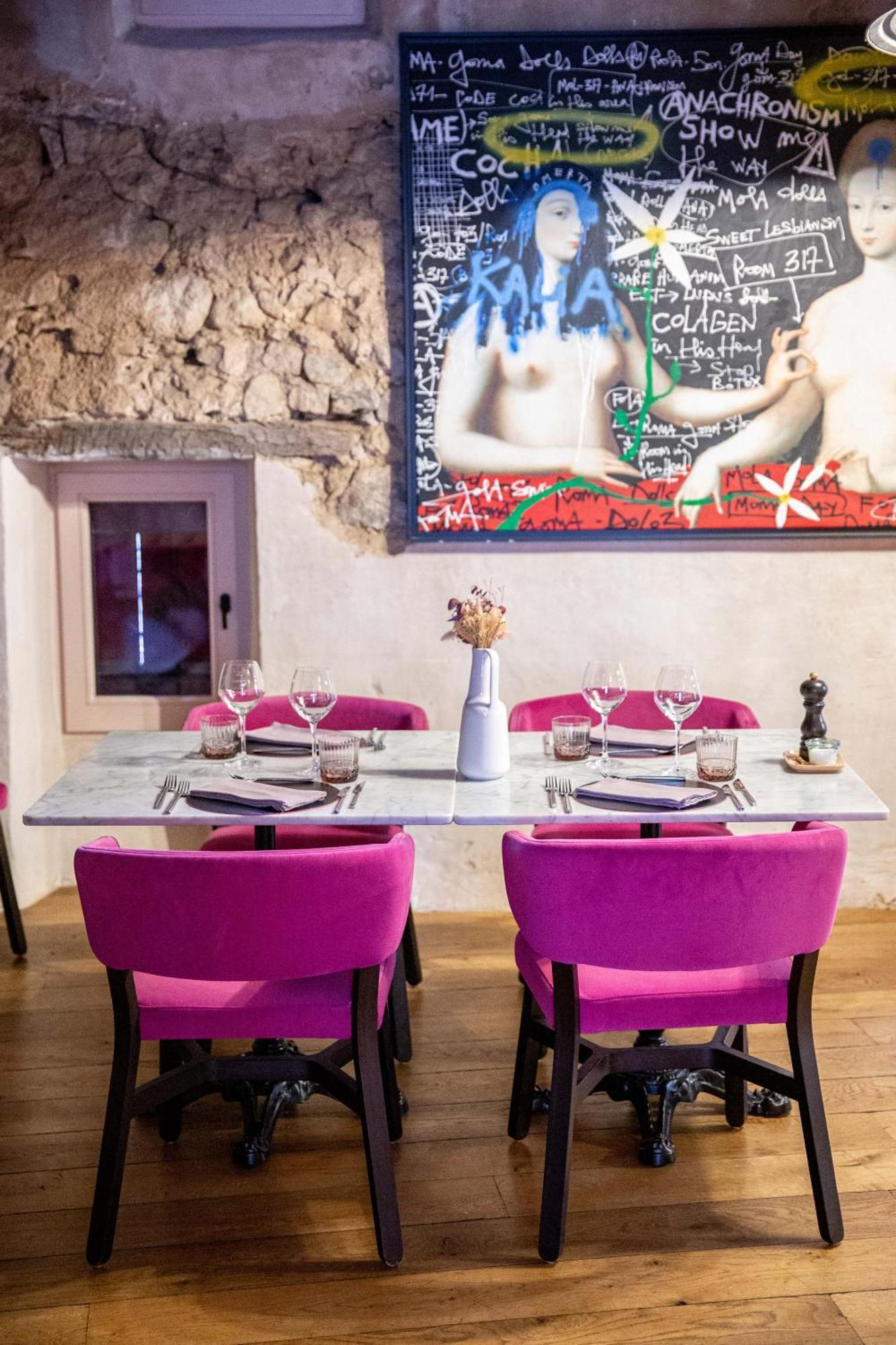 Village Castigno - Wine Hotel & Resort Assignan Bagian luar foto