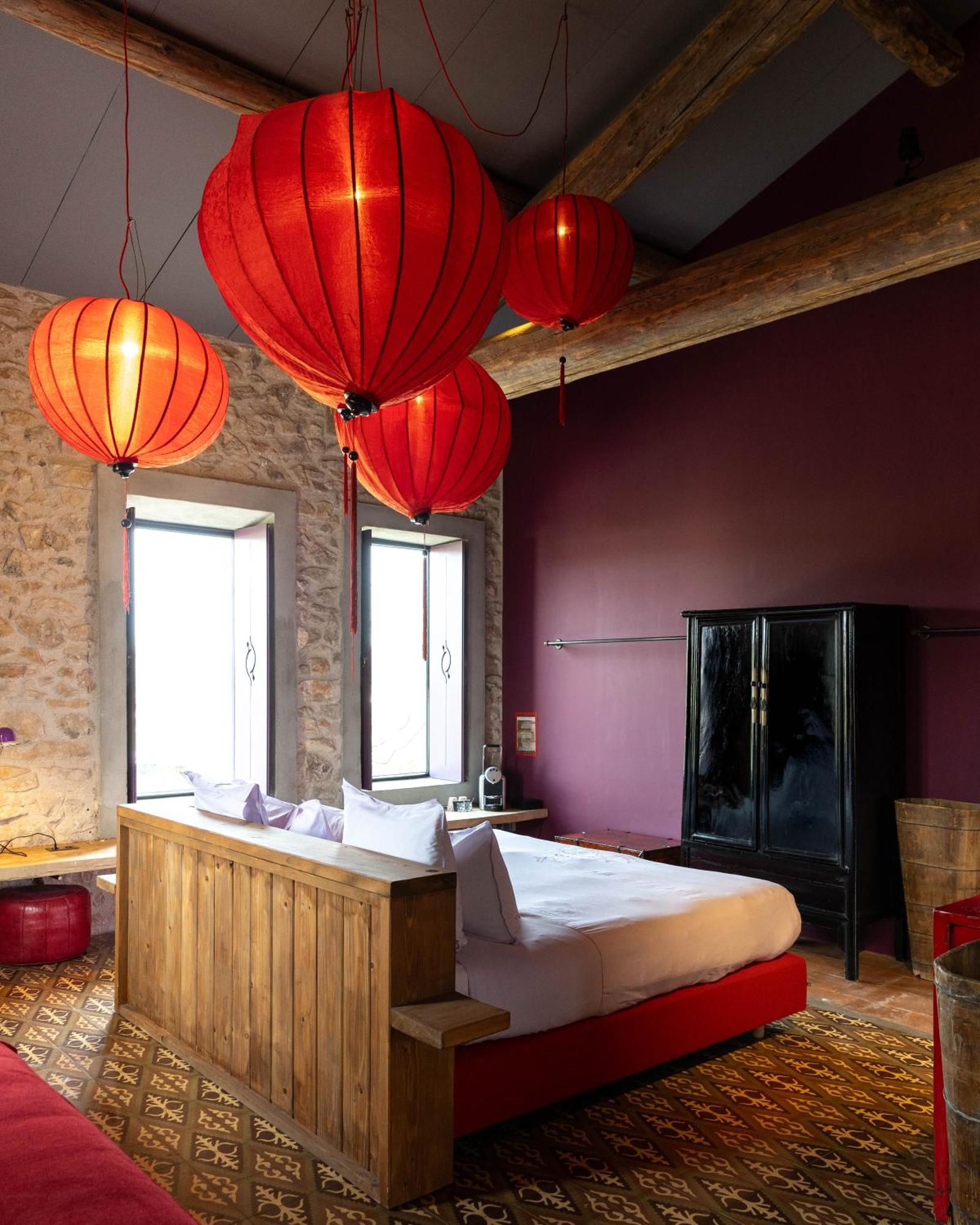 Village Castigno - Wine Hotel & Resort Assignan Bagian luar foto