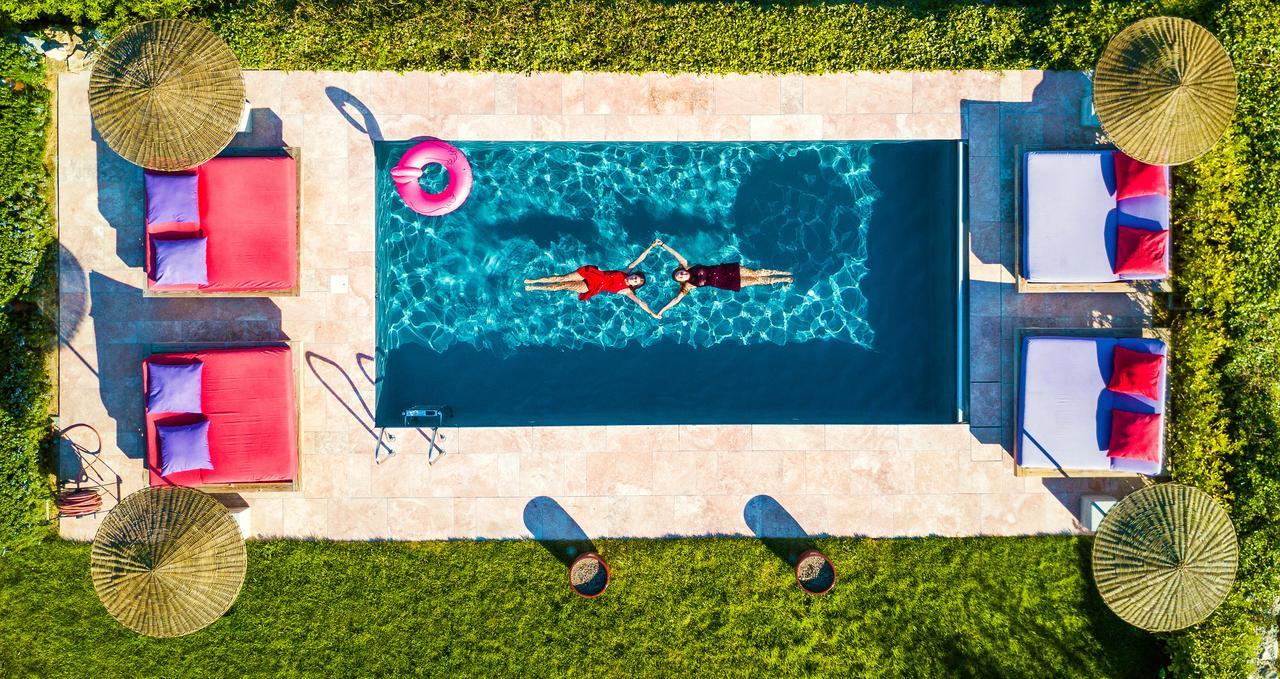 Village Castigno - Wine Hotel & Resort Assignan Bagian luar foto
